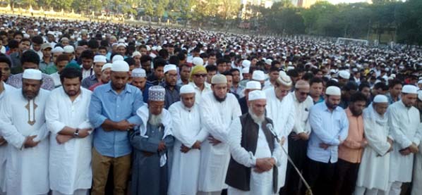 A view of Gayebana Janaza Namaz of Salauddin Quader and Ali Ahsan Muhammad Mujahid was held at Parade Ground in city on Sunday evening.