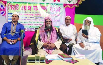 GAZIPUR: Hasibur Rahman Manik, Councillor, Dhaka South City Corporation was present at a Waz Mahfil at Bhniyabari Jaam-e- Mosque in Dakkhin Khan as Chief Guest on Thursday.