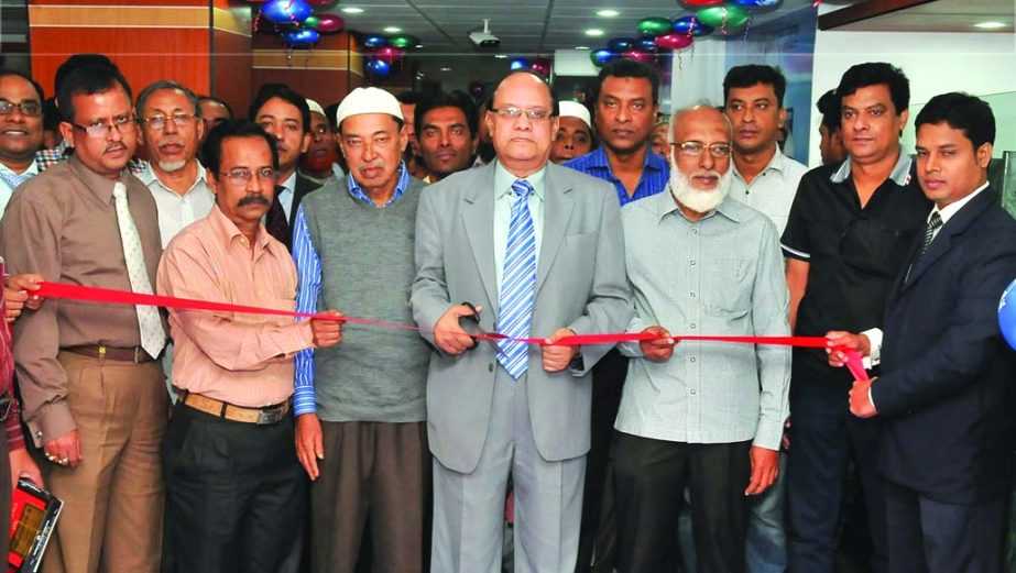 KS Tabrez, Managing Director of Dutch-Bangla Bank Ltd, inaugurating its 150th branch at Maijdee Court, Noakhali on Sunday.