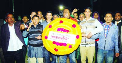 SYLHET: Jatiyo Swechchhasebak Party, Sylhet District Unit placing wreaths at the Central Shaheed Minar marking the Victory Day on Wednesday.