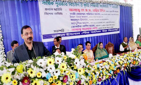 CCC Mayor AJM Nasir Uddin speaking as Chief Guest at the annual prize-giving and reception ceremony of Nurul Islam Poura High School in the city yesterday.