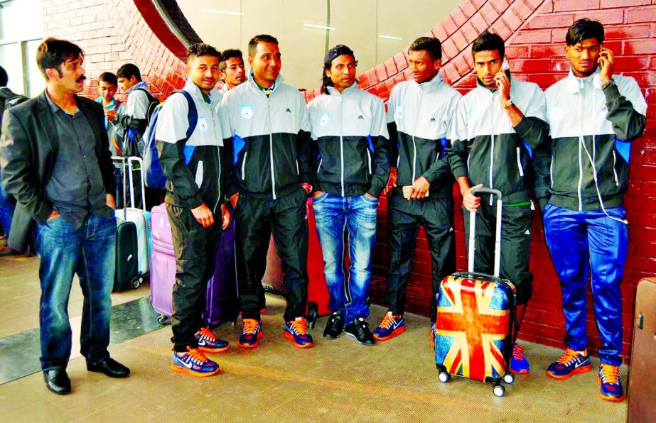 Members of Bangladesh National Football team pose for a photo session at the Hazrat Shahjalal International Airport on Sunday before leaving the city for India to take part in the SAFF Suzuki Cup at Kerala in India.