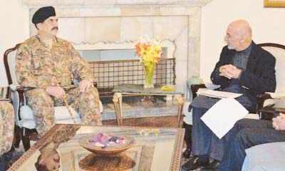 Pakistan's army chief General Raheel Sharif holding talks with Afghan President Ashraf Ghani in Kabul on Sunday.