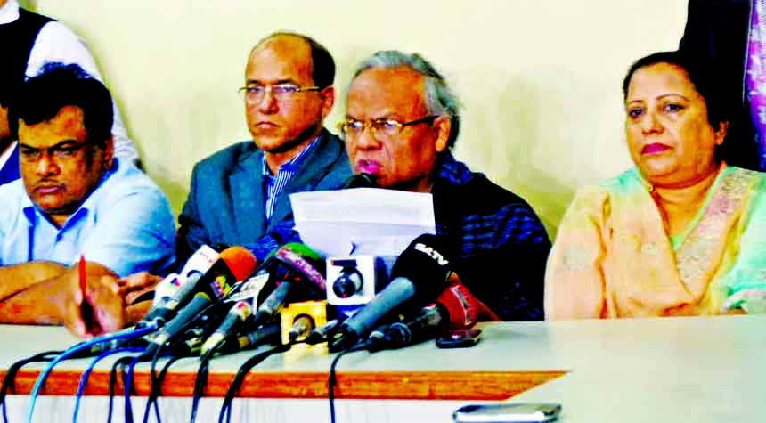 BNP Joint Secretary General Advocate Ruhul Kabir Rizvi addressing a press conference at BNP's Nayapaltan office in the city on Sunday.