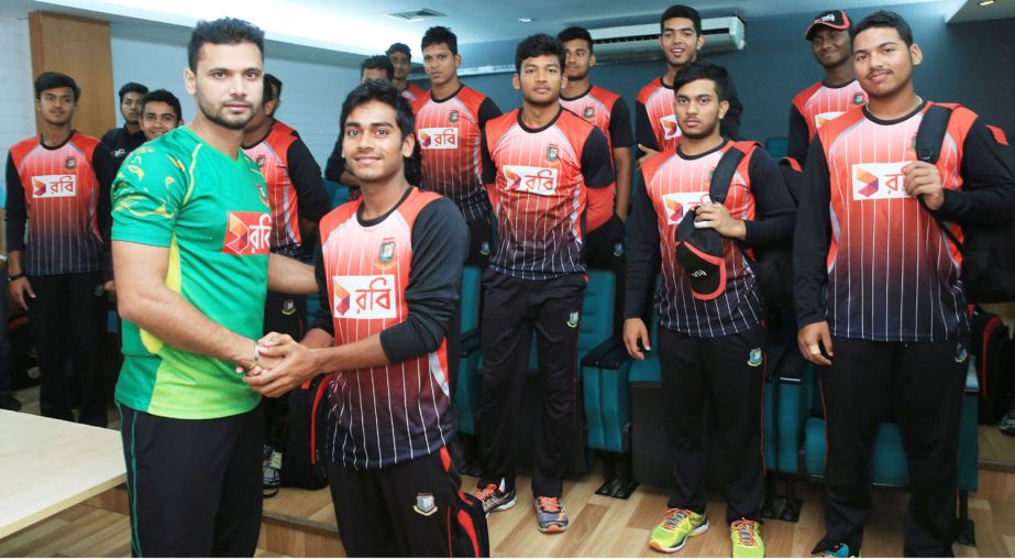 Mashrafe Bin Mortaza talking to the members of the Bangladesh National Under-19 Cricket team at the Sher-e-Bangla National Cricket Stadium in Mirpur on Wednesday.