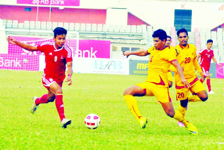 An action from the match of the Bangabandhu Gold Cup International Football Tournament between Nepal and Sri Lanka at the Bangabandhu National Stadium on Wednesday.