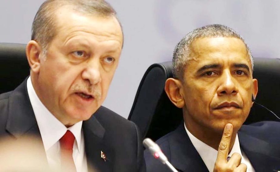 Turkey's President Tayyip Erdogan and US President Barack Obama attend a working session at the Group of 20 (G20) summit in the Mediterranean resort city of Antalya, Turkey.