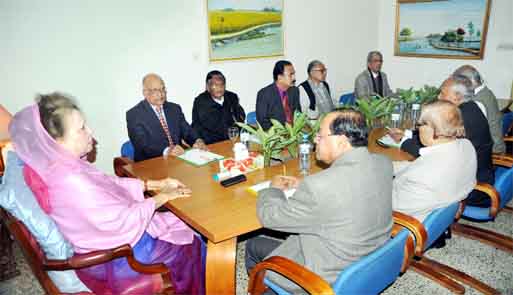 BNP Chairperson Begum Khaleda Zia sits with her party standing committee members on country's latest political situation at her Gulshan office on Saturday night.