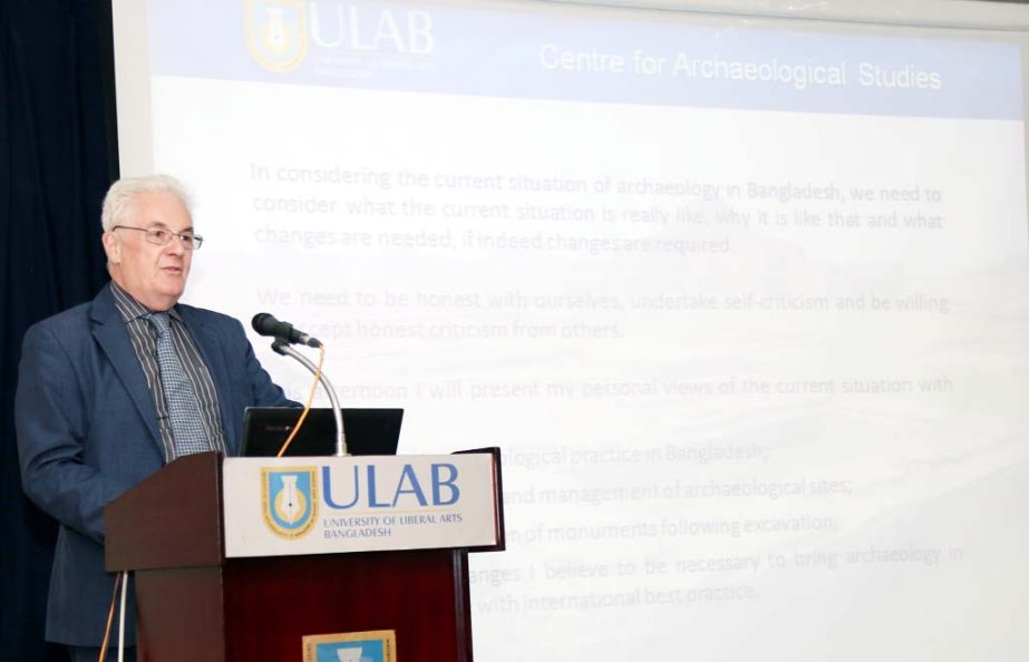 Renowned British archeologist David Michelmore delivering an interactive lecture at the University of Liberal Arts Bangladesh campus auditorium recently.