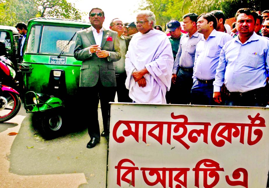Road Transport and Bridge Minister Obaidul Quader visiting spot were BRTA's mobile court took action against those violating the traffic rules, plying vehicles sans fitness certificate and unlicensed drivers. This photo was taken from Agargaon area on Th