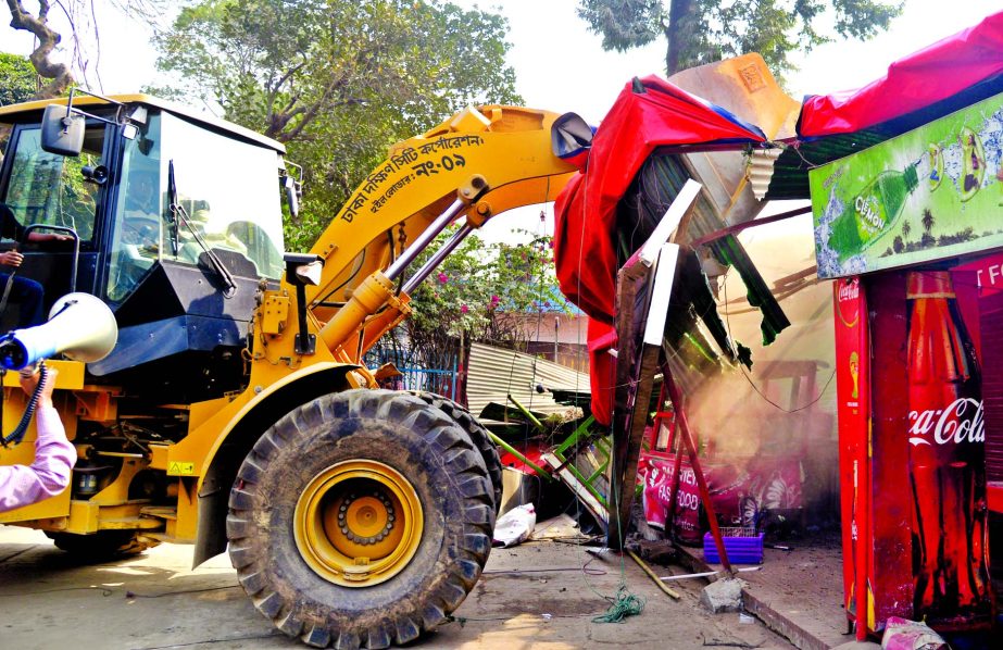 DSCC in a drive evicted 150 illegal shops in a single day around Shahbagh intersection in the city on Saturday.