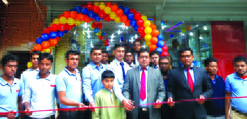Saiful Islam, General Manager of Daily Shopping launching its 24th outlet at Banasree F block, House-21, road-5 recently.