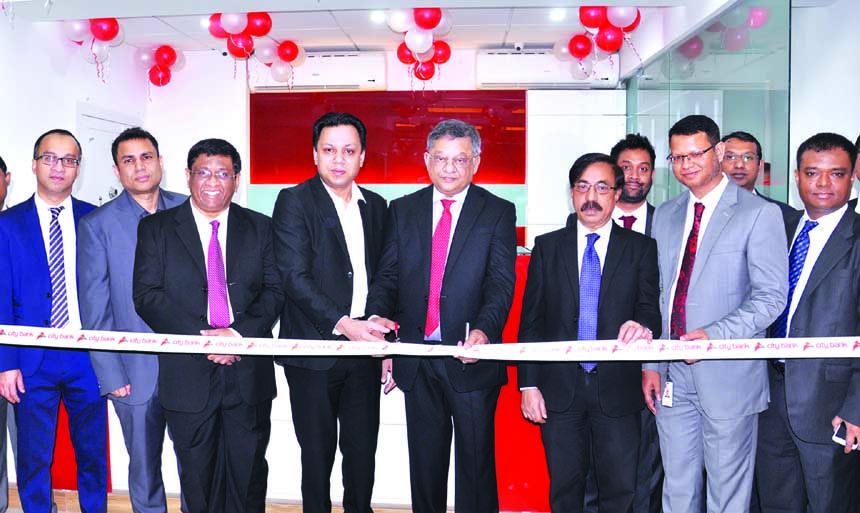 Rubel Aziz, Chairman of City Bank and Abu Sakhawat, President of Gulshan Club jointly inaugurated bank's new branch at Banani Road No. 11, Sohail R. K. Hussain, MD & CEO, Faruq M. Ahmed and Mashrur Arefin, AMDs and other high officials of City Bank are a