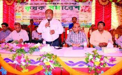 BOGRA: A day-long field day for the two new improved varities of potato was held at Rainagour Spices Research Center in Shibganj Upazila on Wednesday.