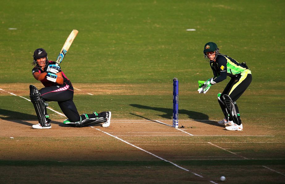 Suzie Bates plays a slog sweep during the Women's ICC World Twenty20 India 2016 Group A match between Australia and New Zealand at the Vidarbha Cricket Association Stadium in Nagpur, India on Monday.