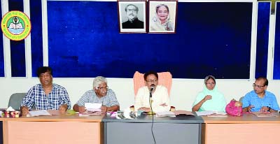 RAJSHAHI: Nizam Ul- Azim, Acting Mayor of Rajshahi City Corporation speaking at the special meeting of Rajshahi City Corporation as Chief Guest on Sunday.