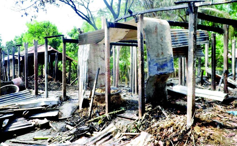 JHENAIDAH: A view of the cow shade burnt in a fire incident in Sailkupa on Wednesday morning.