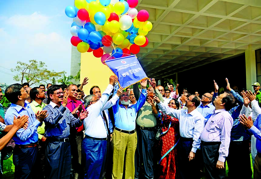 Bangladesh Public Service Commission Chairman Ikram Ahmed inaugurating the founding anniversary programme of the commission by releasing balloons at its premises in the city's Agargaon on Thursday. Officials and members of the commission were present on