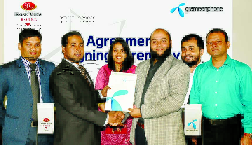 Grameenphone Ltd signs an agreement with Rose View Hotel, Sylhet recently. Under the agreement, Rose View Hotel will offer its STAR customers in room rent, food and in SPA. Rezwan Mohammad Chowdhury, Head of High Value segment and STAR and Dalton Jahir, H