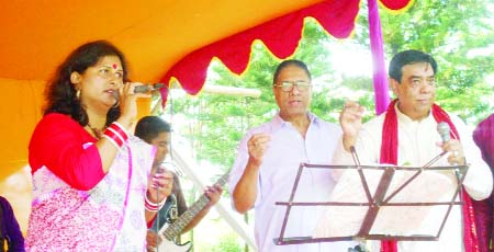 SYLHET: Singer Shamsun Nahar rendering songs at the cultural function organised by the Excelsior Sylhet, a hotel and resort on the occasion of Pahela Baishakh on Thursday. Eminent businessman and Chairman Asian Business Network Siraj Haq also seen in th