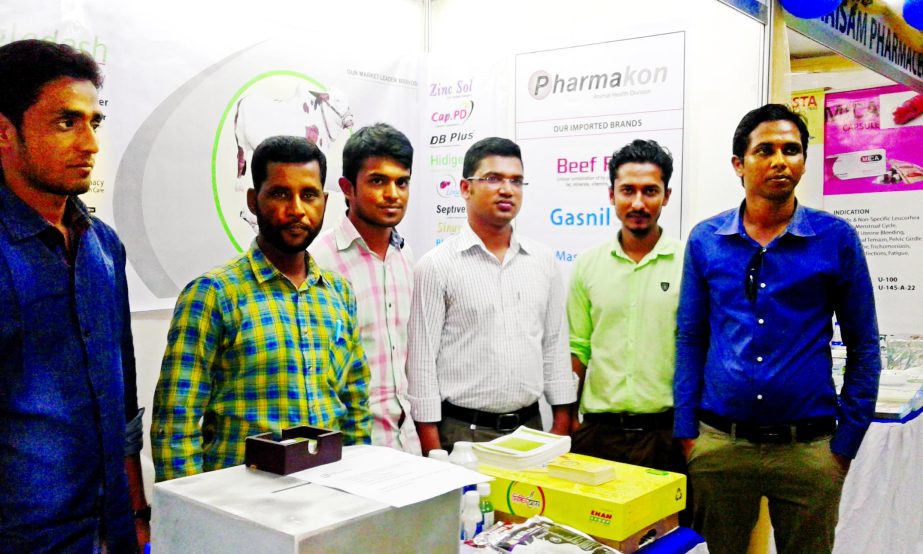 State University of Bangladesh organised a two day long '3rd Pharma Career Fair' recently in the city aiming to help pharmacists to get job. A good number of pharmaceutical companies including PharmaKon Ltd took part in the fair.