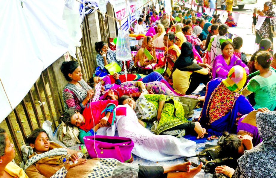 Unemployed nurses begin hunger strike unto death in front of the Jatiya Press Club demanding cancellation of test-based recruitment. About 20 nurses fell ill on Friday.