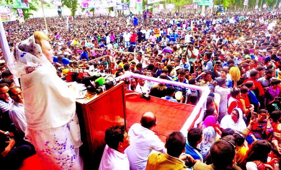 BNP Chairperson Begum Khaleda Zia addressing a May Day rally organized by the Jatiyatabadi Sramik Dal at Suhrawardy Udyan in the city on Sunday.