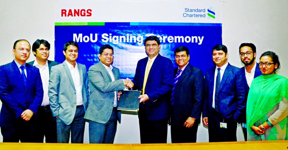 Shoeb Ahmed, Chief Operating Officer, Rangs Ltd and Aditya Mandloi, Head Retail Banking, Standard Chartered Bank Bangladesh along with other senior officials of both the organizations were present at a MoU signing ceremony. Under the MoU, SCB come up with