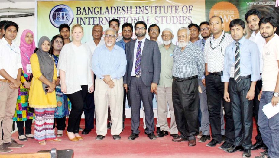 Speakers at a seminar on â€˜higher education abroad and future careerâ€™ at Northern University Bangladesh Campus recently.