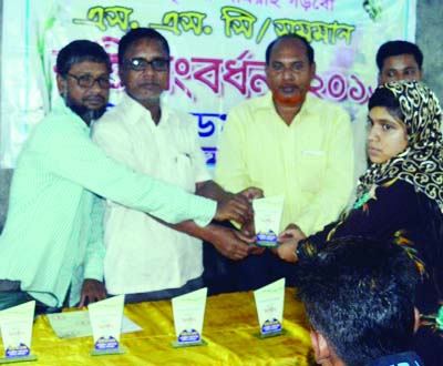 JAMALPUR: A reception programme was held for meritorious students who obtained GPA 5 in SSC examination at Melandah Upazila recently.