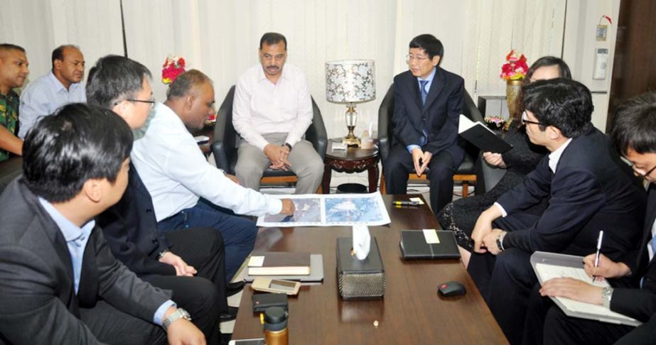 CCC Mayor A J M Nasir Uddin held a meeting with the executives of China State Department of Investment Corporation at his office on Thursday.