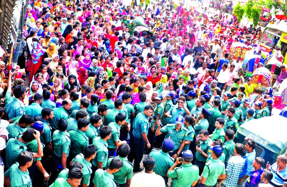 Bangladesh Diploma Bekar Nurses Association and Bangladesh Basic Graduate Nurses Society staged huge rally in front of the Jatiya Press Club on Monday reiterated their demands to employ them on seniority basis.