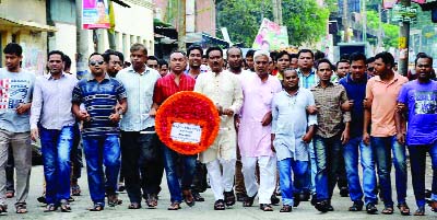 GAIBANDHA: Activists of Gaibandha District Jubo League brought out a rally marking the Home Coming Day of Prime Minister Sheikh Hasina on Saturday.