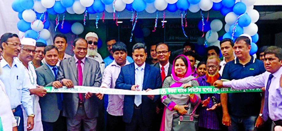 Mohammed Rabiul Hossain Managing Director & CEO of Uttara Bank Limited inaugurated a ATM booth recently at Chowrasta, Jessore Rail Road, Jessore to provide day-night service. Depty General Managers Md. Rezaul Karim (Zonal Head Khulna) and Md. Rabiul Hasan