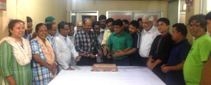 Bangladesh Sports Press Association (BSPA) observes the World Sports Journalists Day by cutting cake at the office room of BSPA on Saturday.