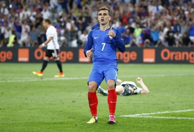 Football Soccer - Germany v France - EURO 2016 - Semi Final - Stade Velodrome, Marseille, France - 7716France's Antoine Griezmann celebrates scoring their second goal ReutersChristian Hartmann