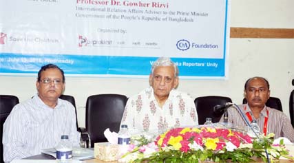 Dr Gowher Rizvi, International Relations Affairs Adviser to Prime Minister Sheikh Hasina speaking at an workshop on Journalists' Fellowship programme on Disaster Risk Reduction held at the Dhaka Reporters' Unity (DRU) on Wednesday.