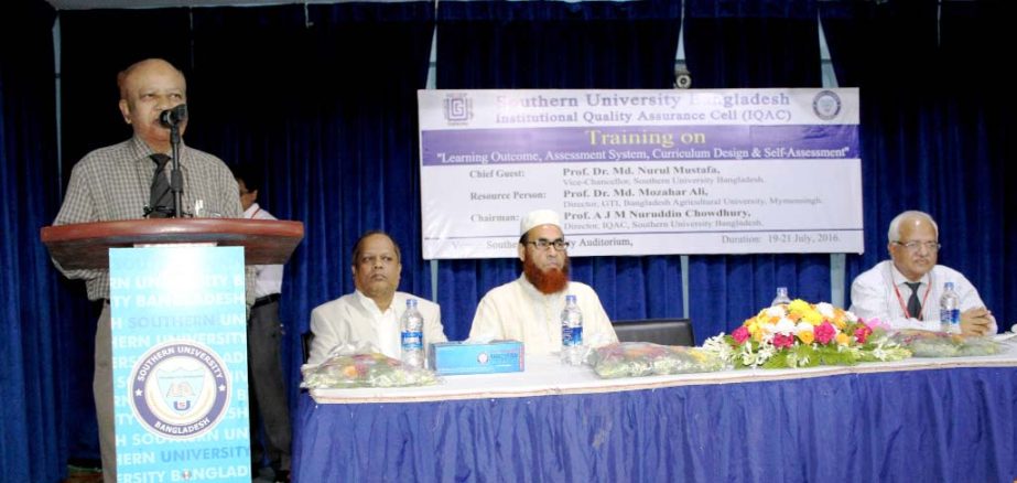 A 3- day-long workshop on` teacher' training began at Sothern University Bangladesh at University Hall Room Organised by Southern University Institutional Quality Assurance Cell on Tuesday.