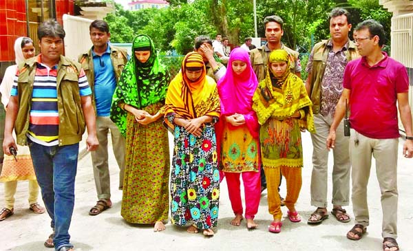 Four female activists of JMB outfit were arrested by DB police with some bomb-making materials and jihadi books from Masumpur area in Sirajganj town on Sunday morning.