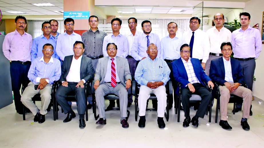 Nur Mohammed, Chairman of Jamuna Bank Foundation poses with the participants of a "Zonal Business Development Meeting and Importance of CSR in Banking Industry" program in the city recently. Director Kanutosh Majumder, Managing Director Shafiqul Alam, D