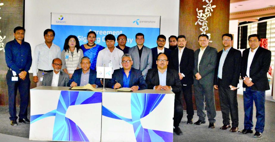 SANOFI Bangladesh Ltd, a pharmaceutical company has recently opted for Grameenphone's Business Solutions to avail cost effective state of the art telecommunication solutions. Dr. Riad Mamun Prodhani, Managing Director, SANOFI and Yasir Azman, Chief Mark