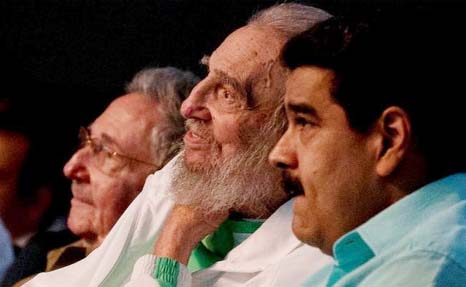 Fidel Castro makes a rare public appearance at his 90th Birthday Gala.