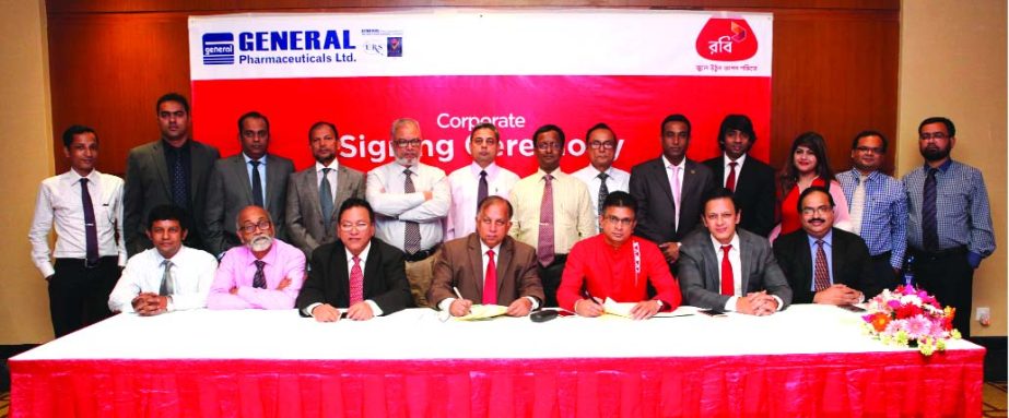 Dr. Momenul Haq, Managing Director of General Pharmaceuticals Limited and Supun Weerasinghe, Managing Director & CEO of Robi signed a corporate agreement on behalf of their respective organizations in the city recently. High officials of both the organiza