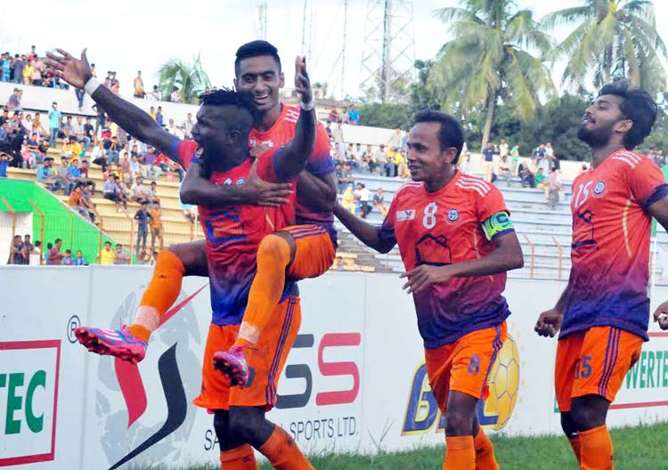 Players of Brothers Union celebrating after scoring a goal against Dhaka Abahani Limited during their match of the JB Group BPL Football at the Bir Muktijoddha Rafique Uddin Bhuiyan Stadium in Mymensing on Wednesday. The match ended in 1-1 draw.