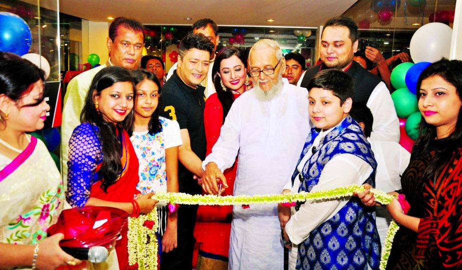 Brothers Furniture opened its new showroom in Begum Rokeya Sharani at Shewrapara in the city on Friday. Film actor Ferdous and actress Purnima formally inaugurated the showroom. Md. Habibur Rahman Sarker, Chairman and Md. Elias Sarker, Managing Director o