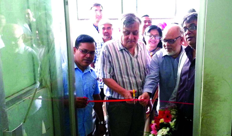 Mirza Ali Behrouze Ispahani, Chairman of Governing body of University Dental College, inaugurating its 'Specialized Health Service' in the city on Monday. Executive Director of the college Dr Wahiduzzaman, Vice Chairman Dr Mirza Ali Haider, Principal Pr