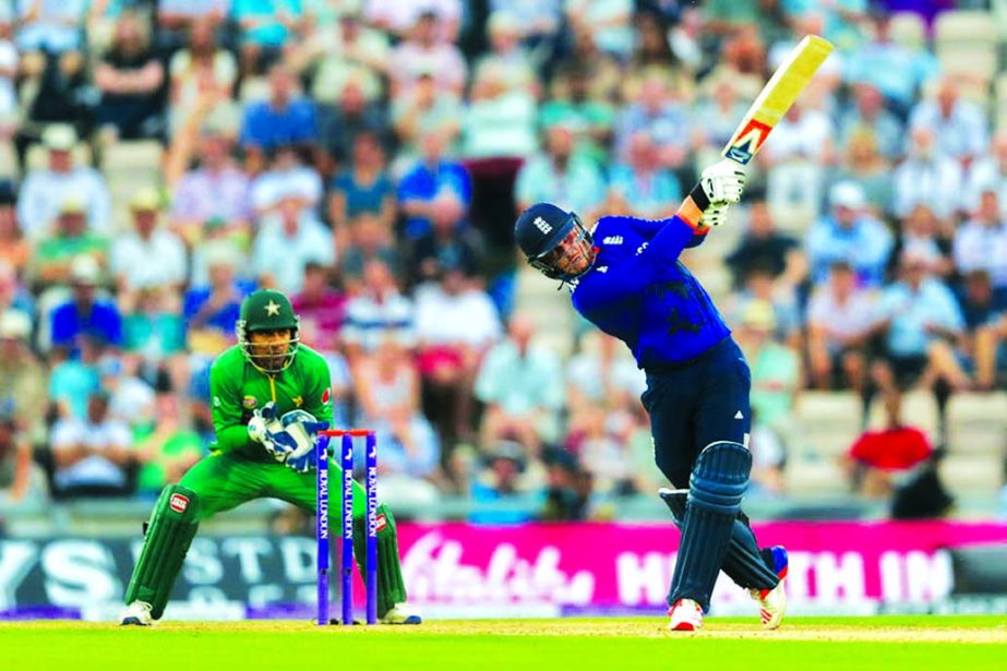 Jason Roy takes the aerial route during his half-century in the 1st ODI between England and Pakistan at Rose Bowl in Southampton on Wednesday.