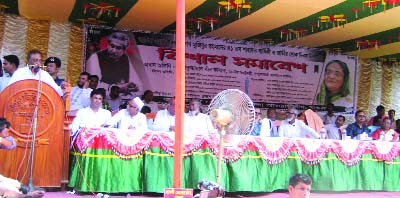 MAGURA: Home Minister Asaduzzaman Khan Kamal MP speaking at discussion meeting to mark the month-long National Mourning Day programme as Chief Guest at Magura Sreepur Degree College premises on Wednesday.