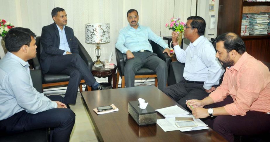 High Commissioner of India to Bangladesh Harsh Vardhan Shringla called on CCC Mayor AJM Nasir Uddin at his office on Thursday.