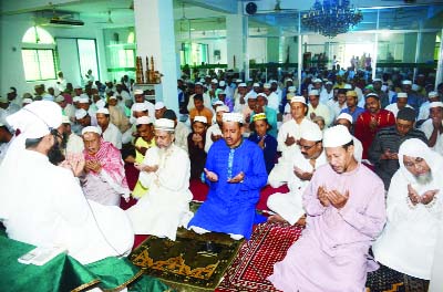 BOGRA: An Eid jamaat was held at Sutrapur Satani Mosque on Tuesday.